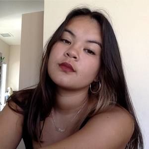 Meet your Posher, Taya